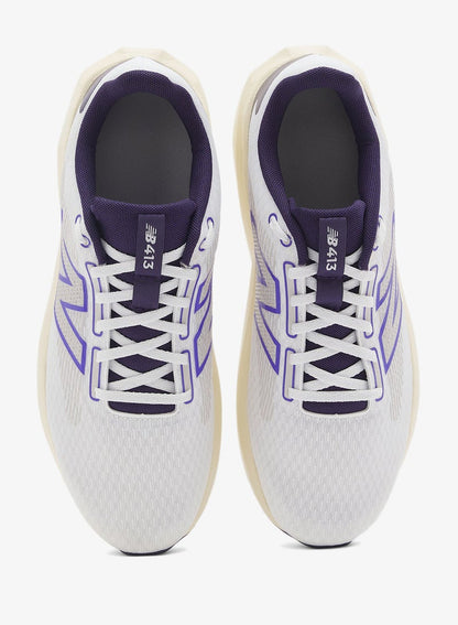 413  Sports Shoes