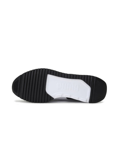 R78 Runner Mens Black Trainers