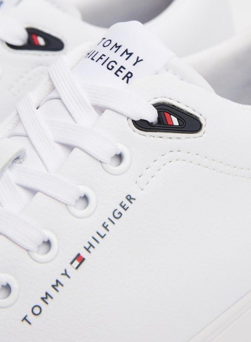 Vulc Low Top Sneakers