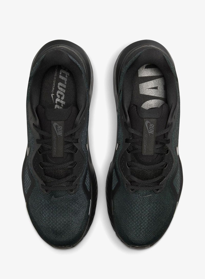 Nike Structure 26