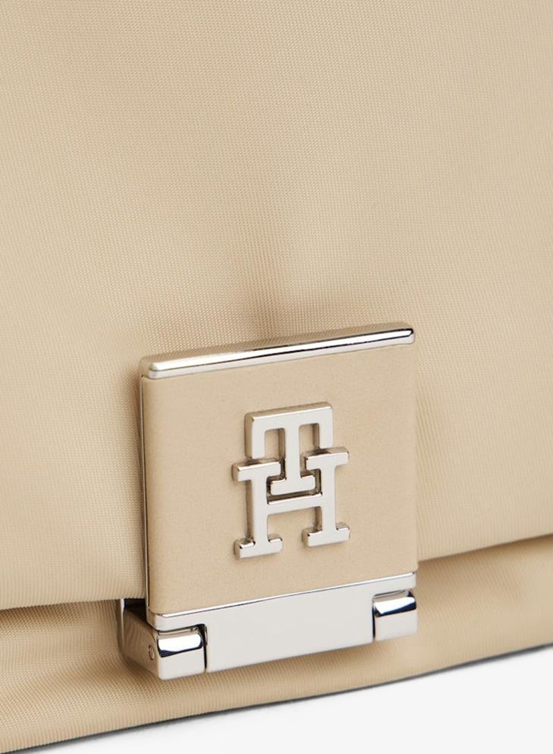 Her Medium Shoulder Bag