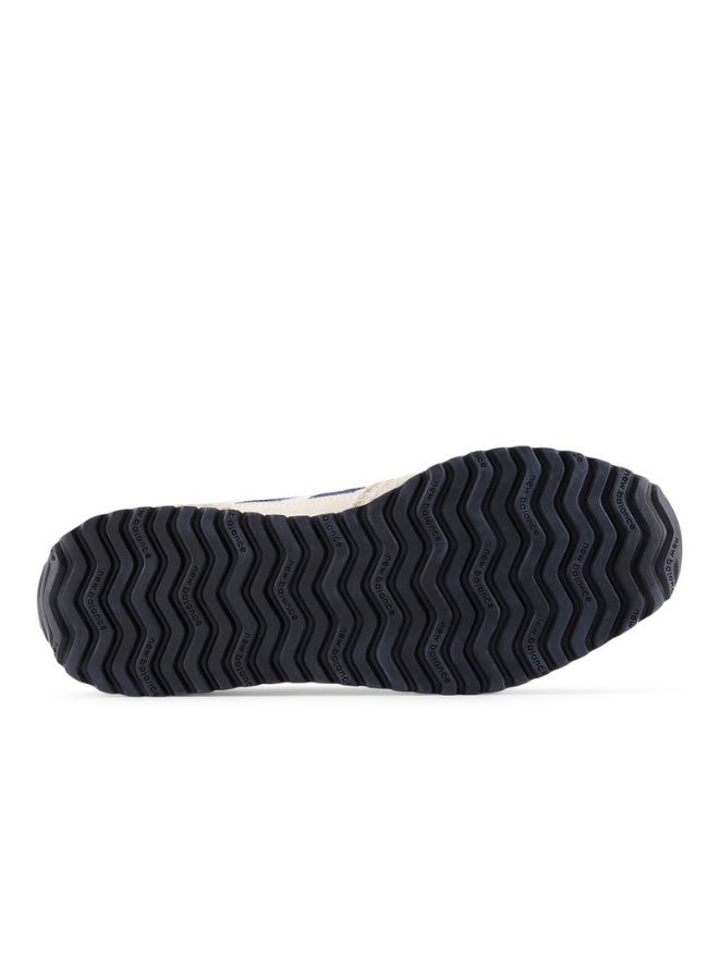 New Balance Grey (020) Black Training Shoes - Unisex