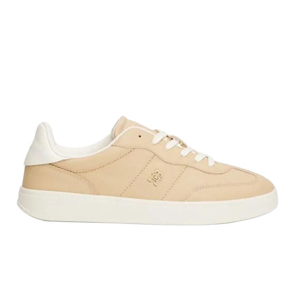 Premium Heritage Low Top Sneakers