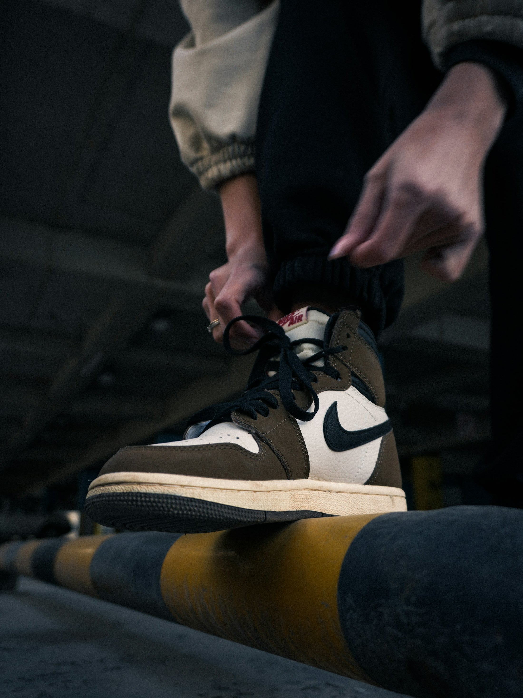 GoBrands hero - lacing a sneaker